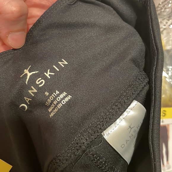 Danskin black salt performance leggings small - Picture 4 of 5